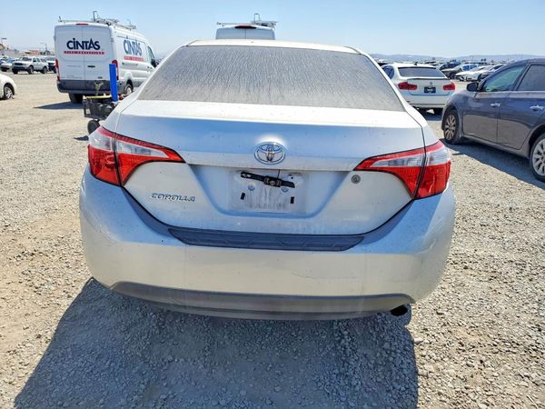 2015 TOYOTA COROLLA