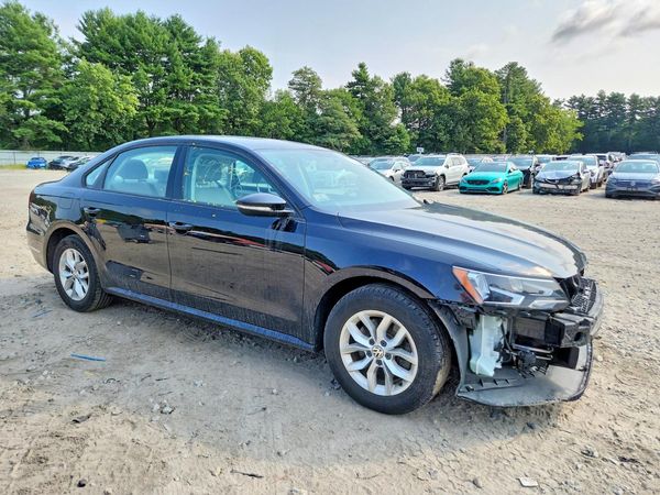 2018 VOLKSWAGEN PASSAT