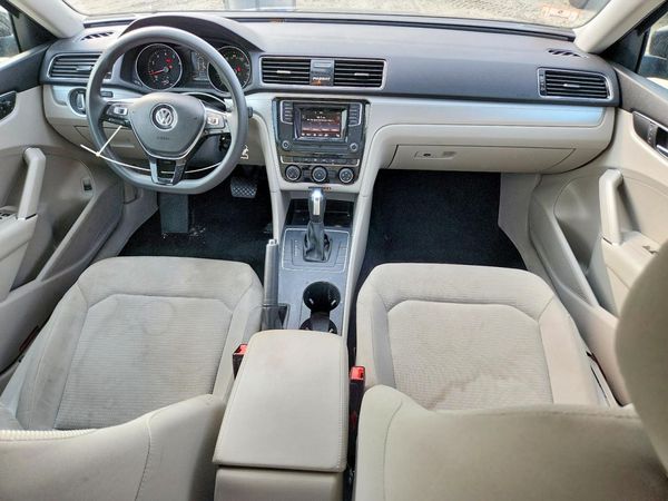 2018 VOLKSWAGEN PASSAT