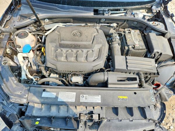 2018 VOLKSWAGEN PASSAT