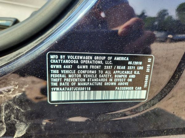 2018 VOLKSWAGEN PASSAT