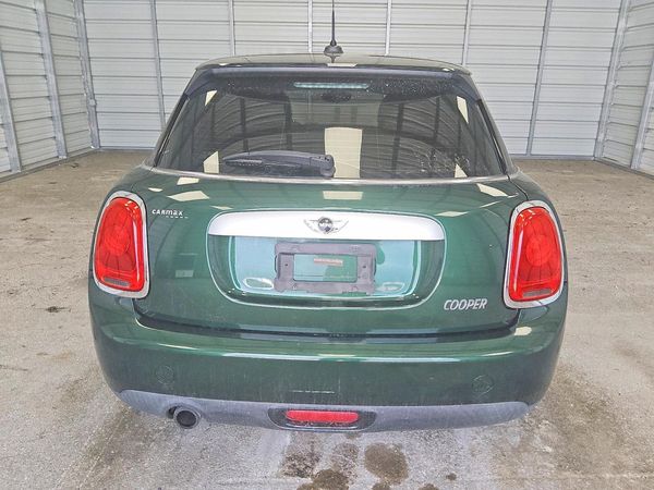 2015 MINI COOPER