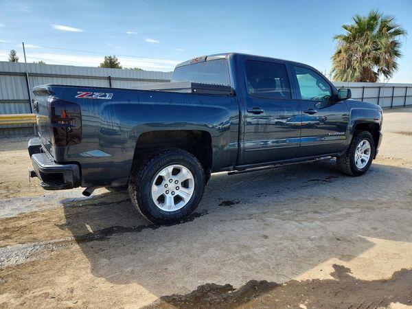 2017 CHEVROLET SILVERADO LT