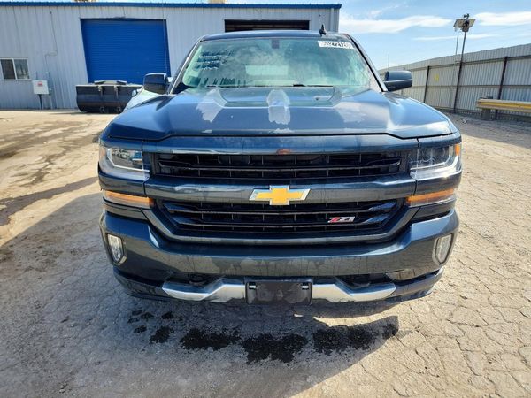 2017 CHEVROLET SILVERADO LT