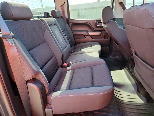2017 CHEVROLET SILVERADO LT