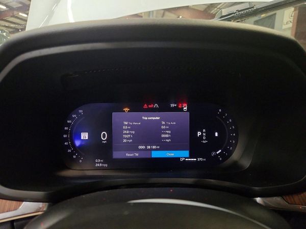 2025 VOLVO V60 CROSS COUNTRY Plus