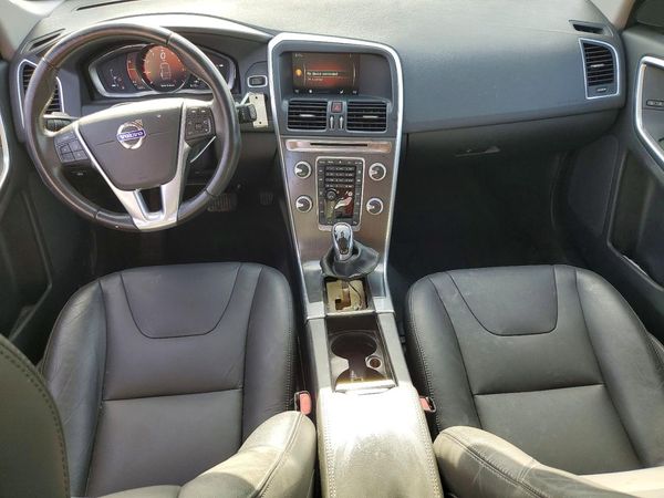 2016 VOLVO XC60 SV33 Premier