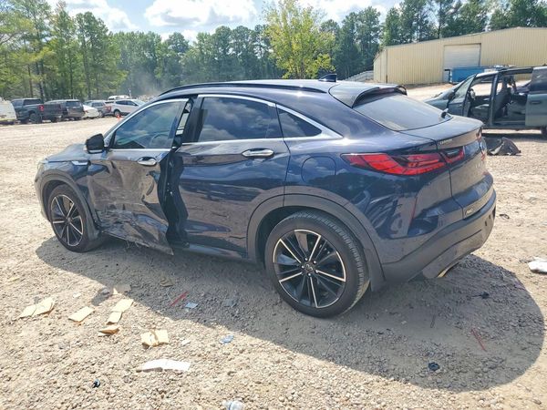 2022 INFINITI QX55 Essential