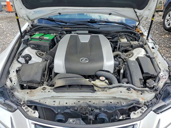 2018 LEXUS IS