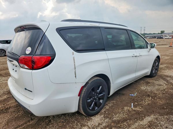 2019 CHRYSLER PACIFICA Touring Plus