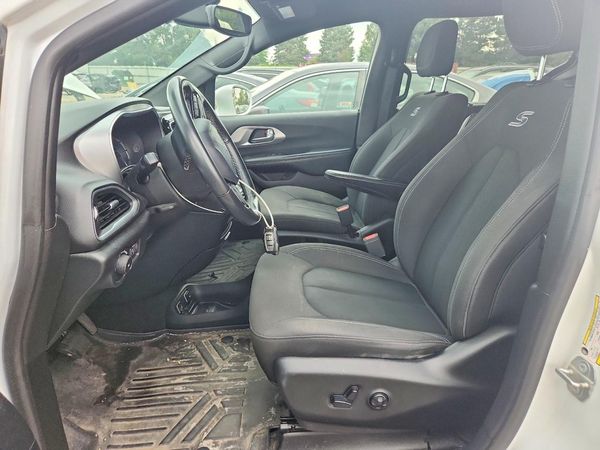 2019 CHRYSLER PACIFICA Touring Plus