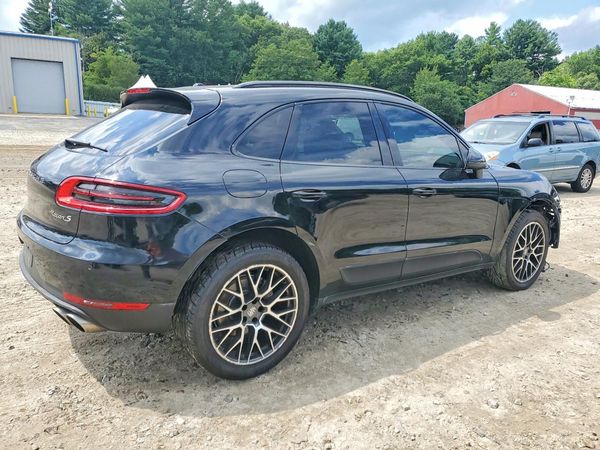 2018 PORSCHE MACAN Macan S