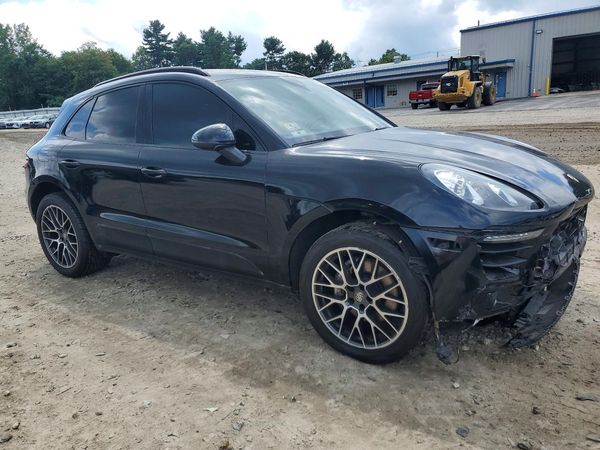 2018 PORSCHE MACAN Macan S