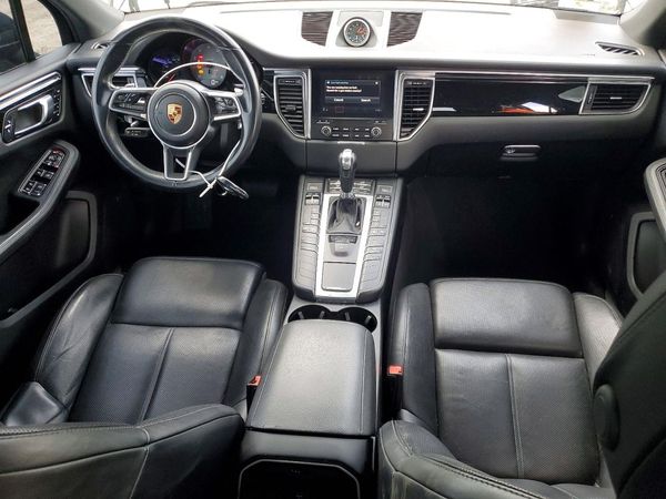 2018 PORSCHE MACAN Macan S