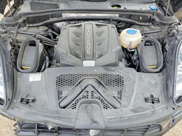 2018 PORSCHE MACAN Macan S