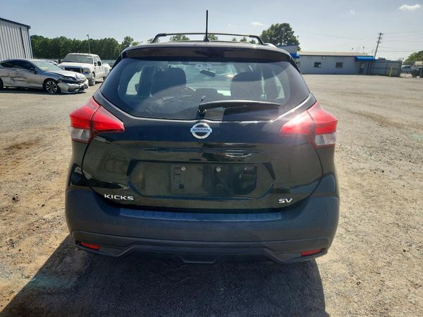 2019 NISSAN KICKS