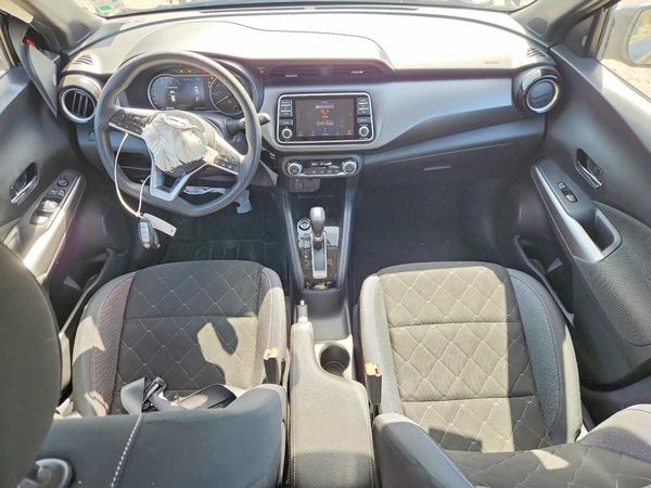 2019 NISSAN KICKS