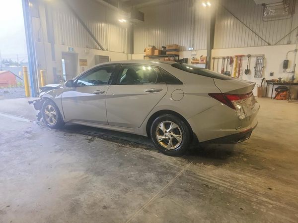 2021 HYUNDAI ELANTRA Blue