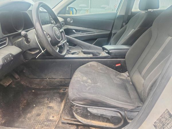 2021 HYUNDAI ELANTRA Blue