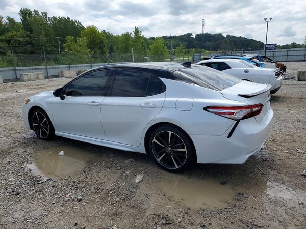 2020 TOYOTA CAMRY XSE