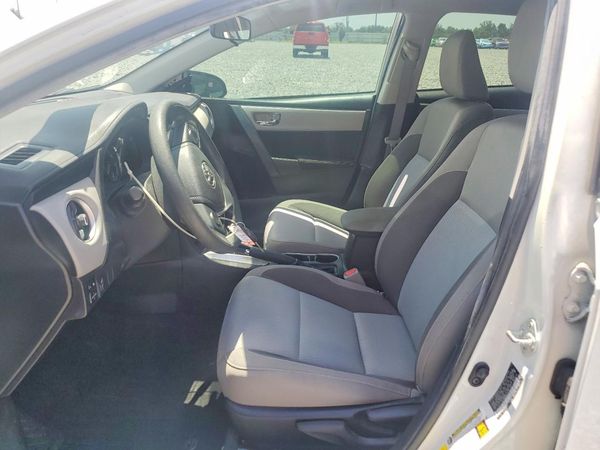 2019 TOYOTA COROLLA