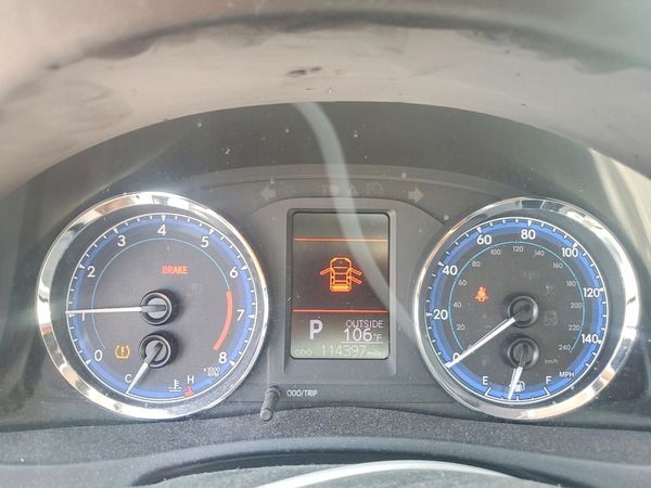 2019 TOYOTA COROLLA