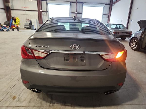 2014 HYUNDAI SONATA