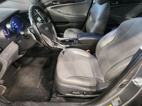 2014 HYUNDAI SONATA
