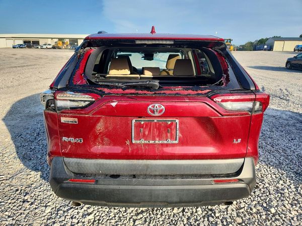 2019 TOYOTA RAV4 LE