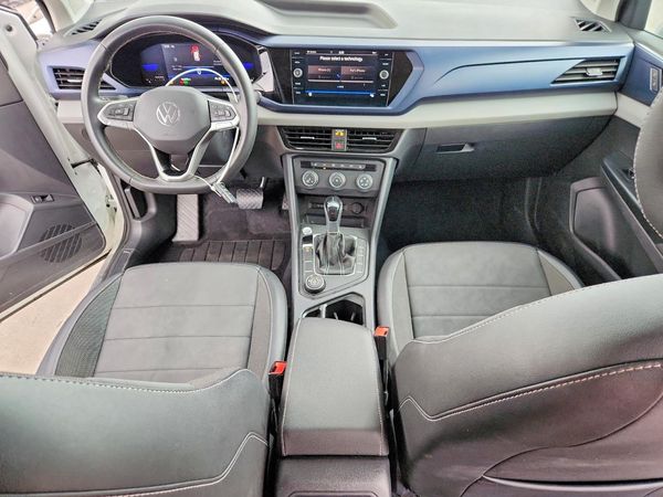2022 VOLKSWAGEN TAOS