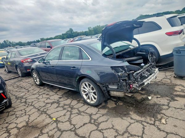 2019 AUDI A4 quattro Premium Plus