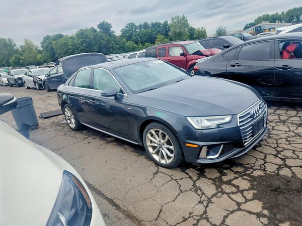 2019 AUDI A4 quattro Premium Plus