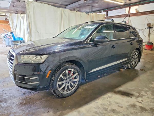 2017 AUDI Q7 quattro Premium Plus