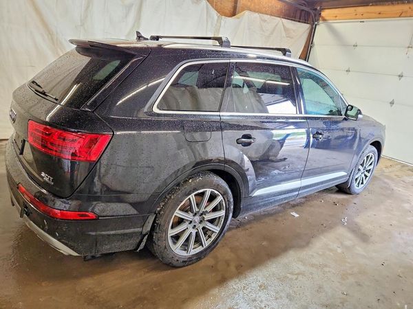 2017 AUDI Q7 quattro Premium Plus