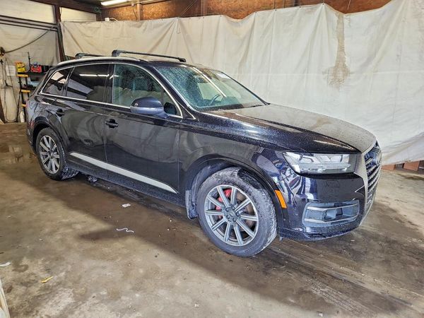 2017 AUDI Q7 quattro Premium Plus