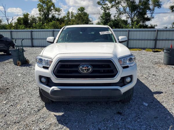 2022 TOYOTA TACOMA SR5