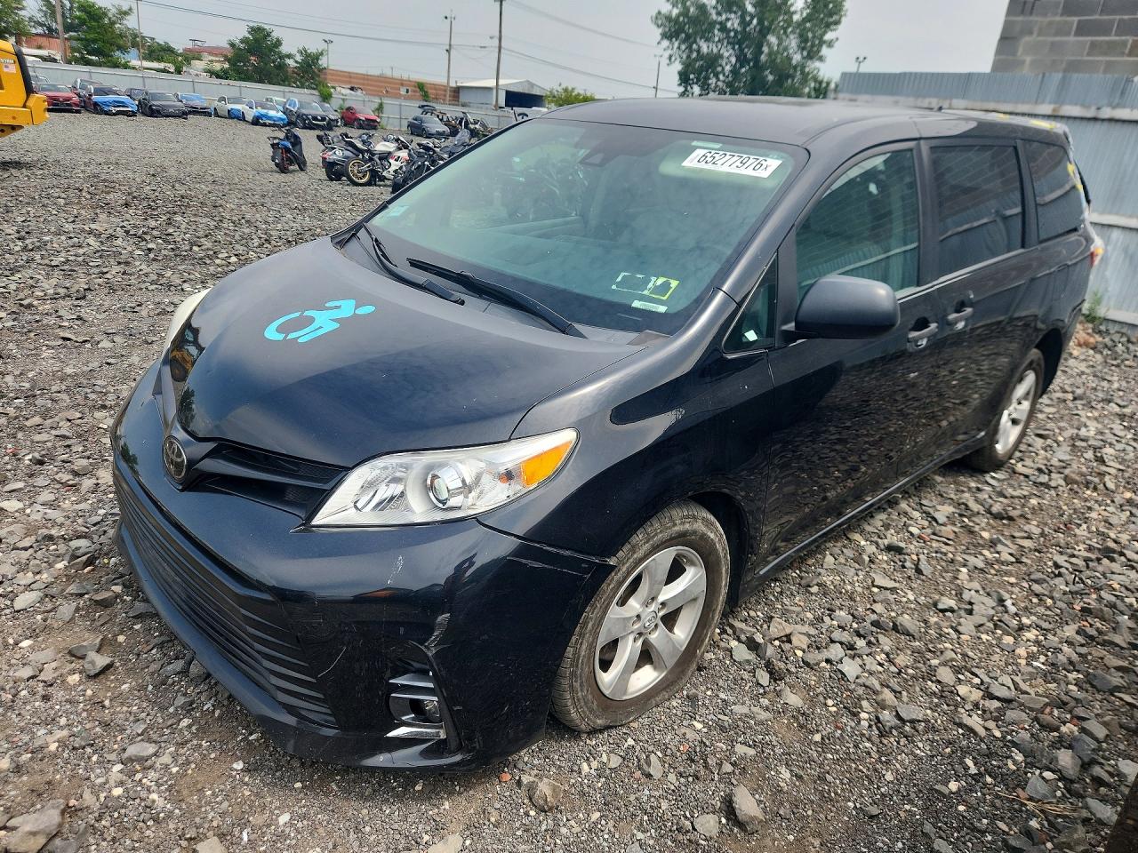 2020 TOYOTA SIENNA D grade