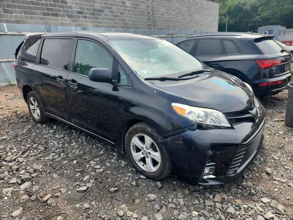 2020 TOYOTA SIENNA D grade