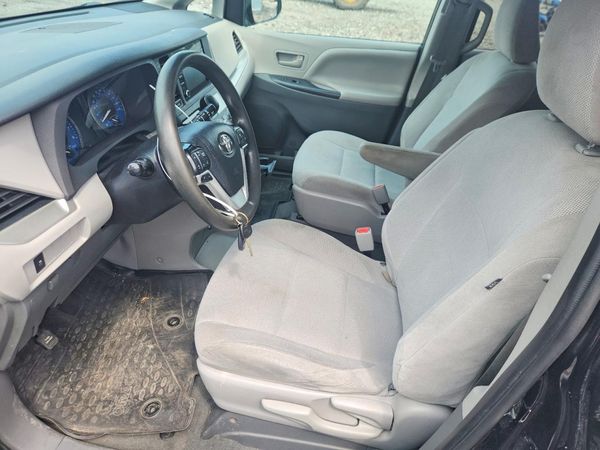 2020 TOYOTA SIENNA D grade