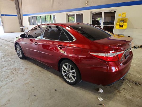 2015 TOYOTA CAMRY