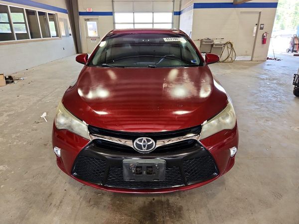 2015 TOYOTA CAMRY