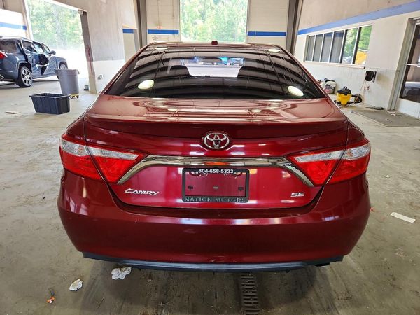 2015 TOYOTA CAMRY