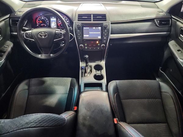 2015 TOYOTA CAMRY