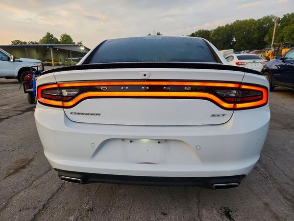 2018 DODGE CHARGER SXT Plus