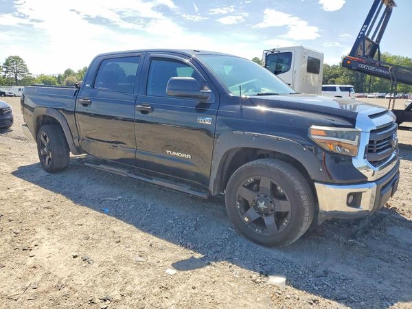 2015 TOYOTA TUNDRA