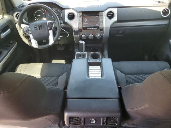 2015 TOYOTA TUNDRA
