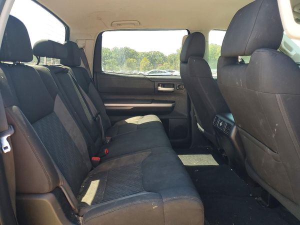 2015 TOYOTA TUNDRA