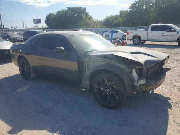 2022 DODGE CHALLENGER SXT