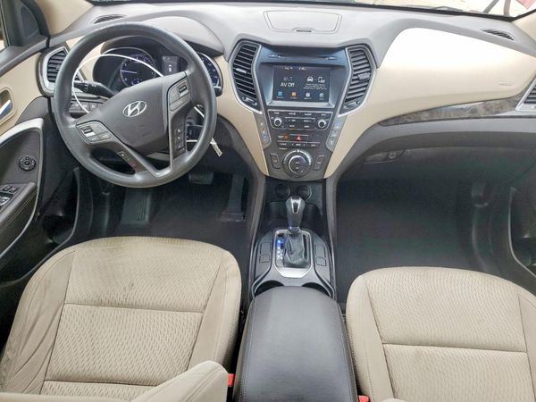 2018 HYUNDAI SANTA FE SE Base