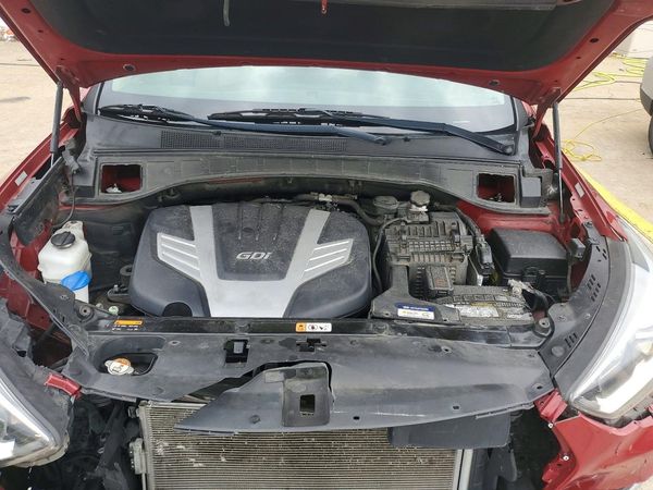 2018 HYUNDAI SANTA FE SE Base